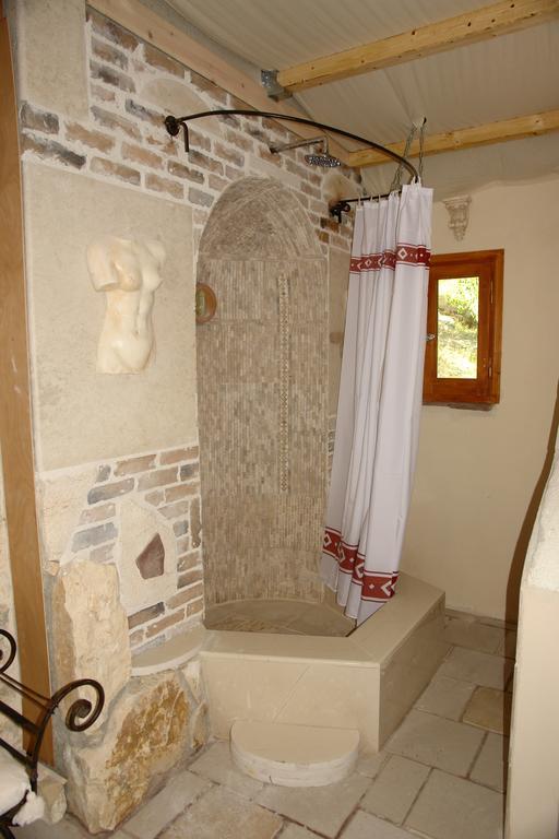 Villa Musician'S Round House & Castello à Vátos Chambre photo